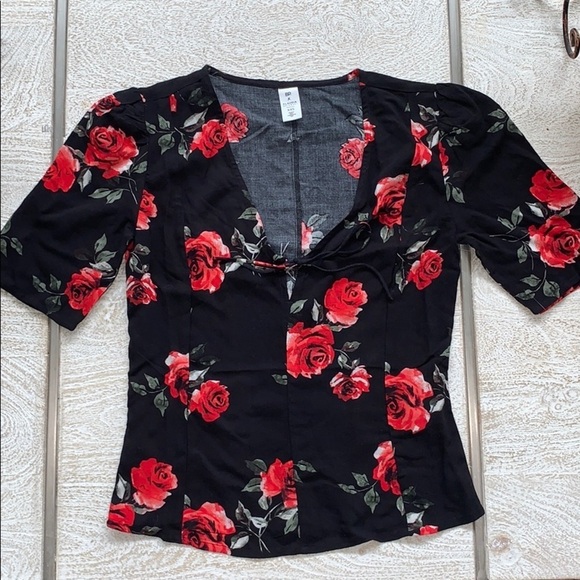 BP x Claudia Sulewski Black Rose print top New - Picture 4 of 11